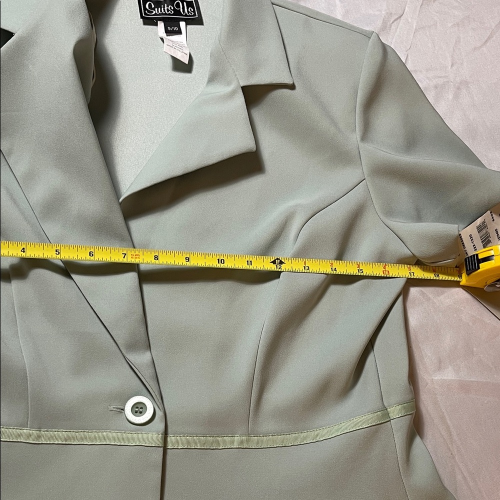 Sage Green Women's Blazer by Cachet NWT - Picture 7 of 7